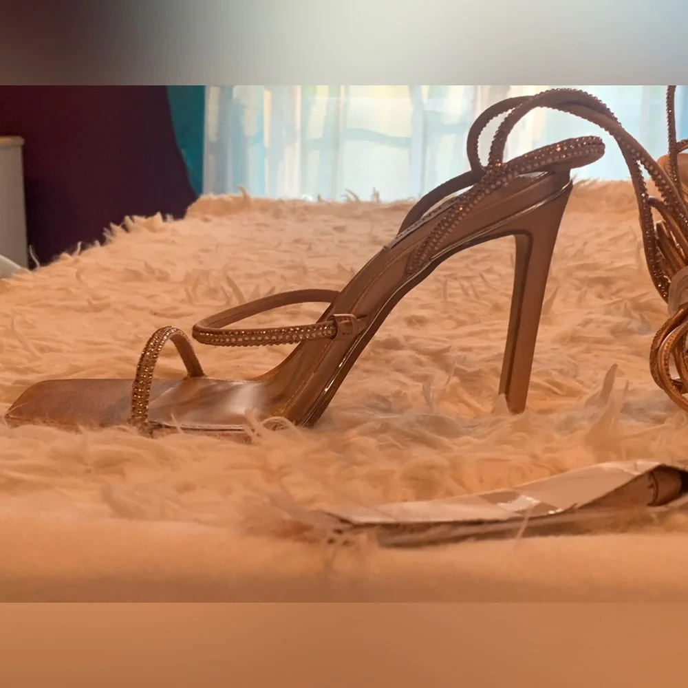 Steve Madden Blush Heels - Picture 2 of 3